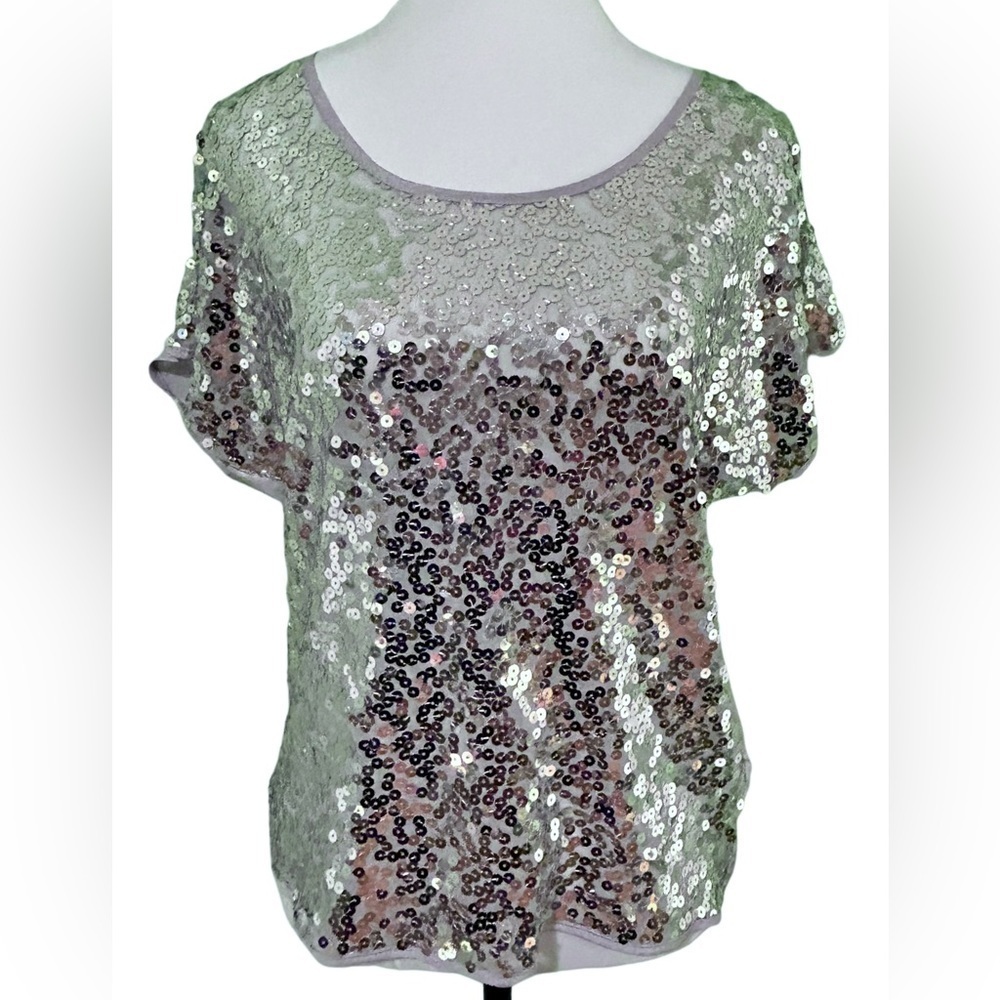 Sparkly Silver Sequin Shortsleeved Top by Seductions - New Size Medium 💍 - Picture 12 of 12